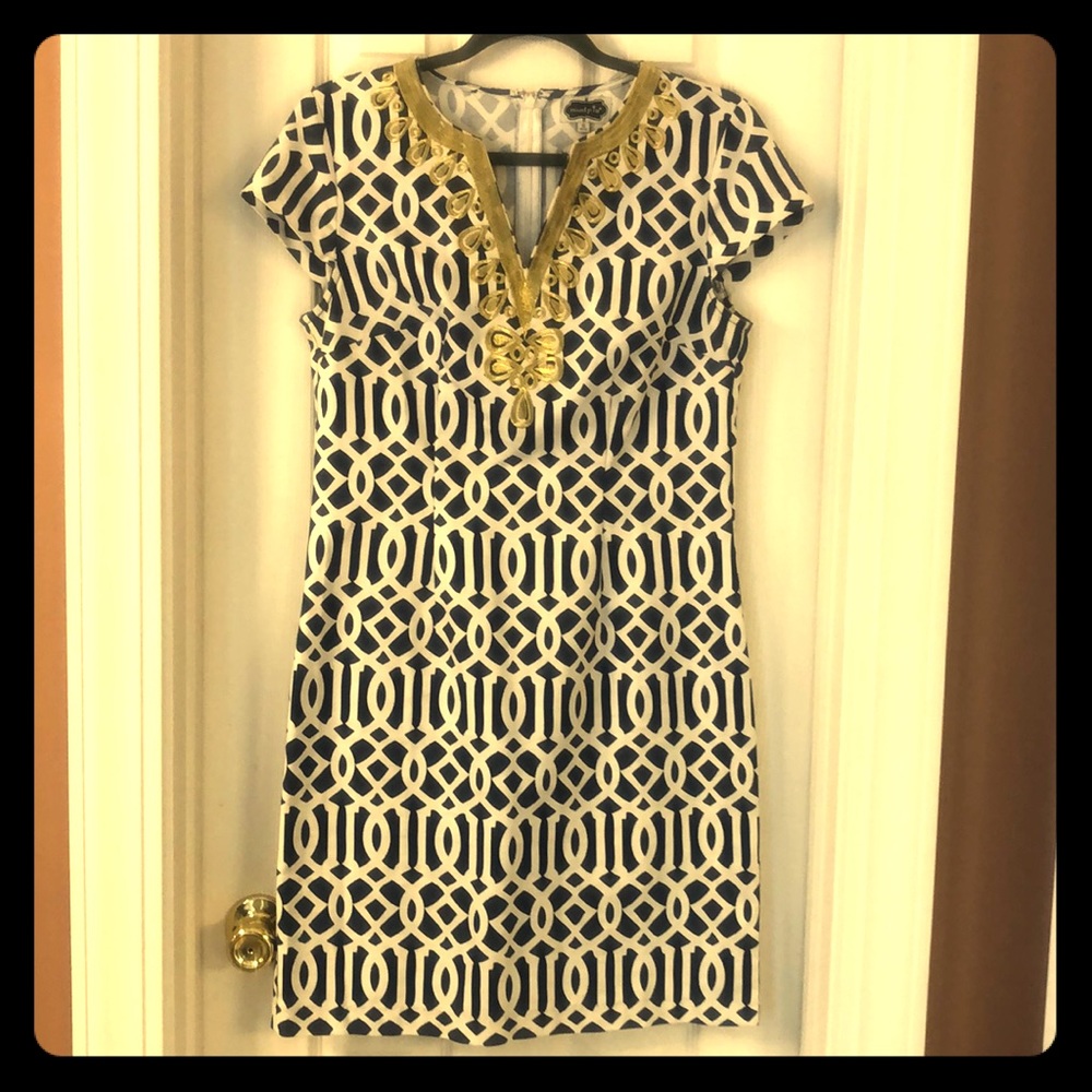 Dress size 4-6